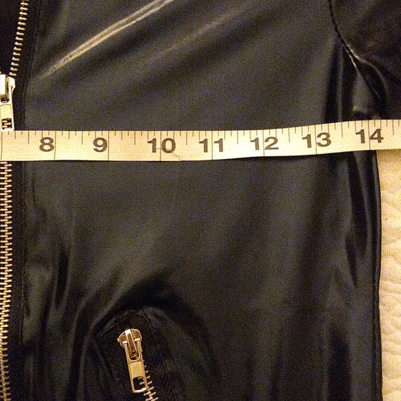 New PU vinyl bodysuit - Picture 5 of 7